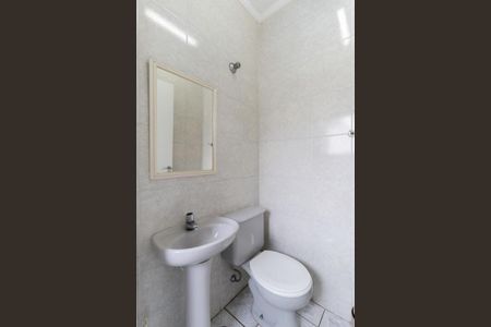 Casa à venda com 400m², 3 quartos e 4 vagas Casa à venda com 400m², 3 quartos e 4 vagasLavabo da academia