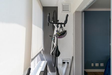 Sacada de apartamento à venda com 2 quartos, 64m² em Vila Santa Catarina, São Paulo