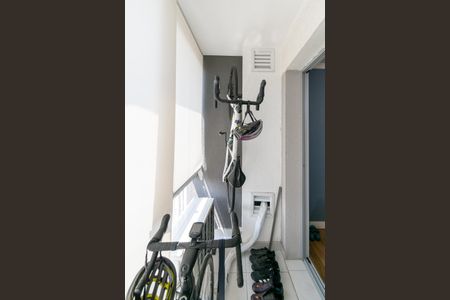 Sacada de apartamento à venda com 2 quartos, 64m² em Vila Santa Catarina, São Paulo