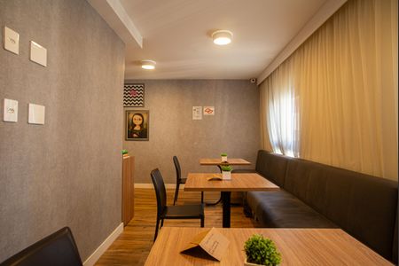Apartamento à venda com 26m², 1 quarto e sem vaga Apartamento à venda com 26m², 1 quarto e sem vagaÁrea comum - Salão de Festas