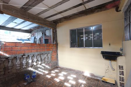 Casa para alugar com 80m², 2 quartos e sem vagaÁrea de Serviço