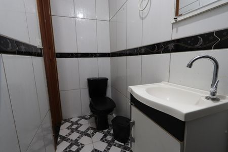 Casa para alugar com 80m², 2 quartos e sem vagaBanheiro