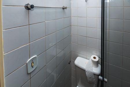 Apartamento à venda com 43m², 2 quartos e 1 vaga Apartamento à venda com 43m², 2 quartos e 1 vagaBanheiro