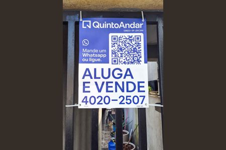 Casa à venda com 300m², 4 quartos e 4 vagas Casa à venda com 300m², 4 quartos e 4 vagasPlaca