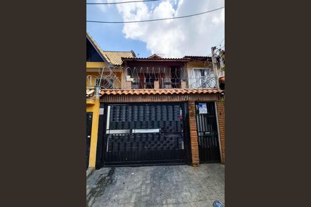 Casa à venda com 300m², 4 quartos e 4 vagas Casa à venda com 300m², 4 quartos e 4 vagasFachada
