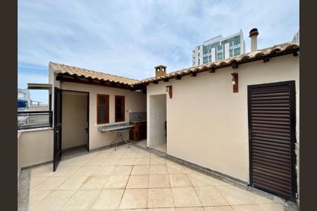 Apartamento para alugar com 210m², 4 quartos e 2 vagasCobertura