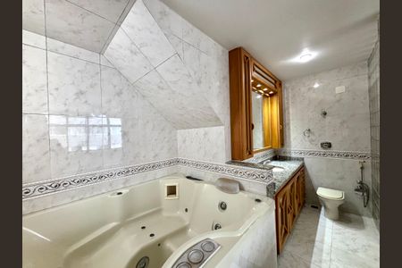 Apartamento para alugar com 210m², 4 quartos e 2 vagasSuite 2