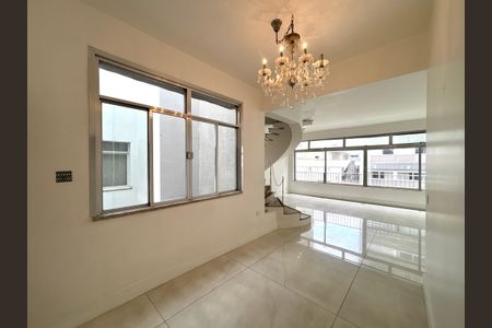 Apartamento para alugar com 210m², 4 quartos e 2 vagasSala