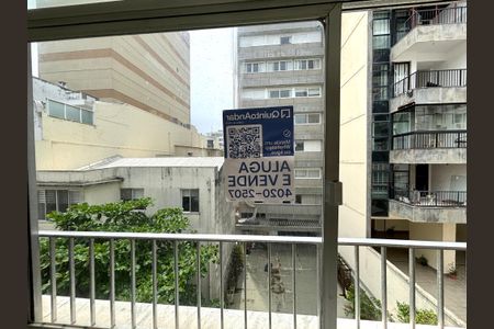 Apartamento para alugar com 210m², 4 quartos e 2 vagasPlaca