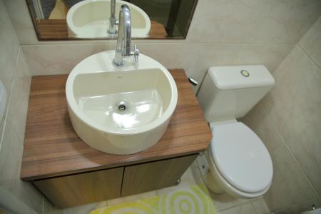 Apartamento à venda com 72m², 3 quartos e 2 vagasBanheiro Social