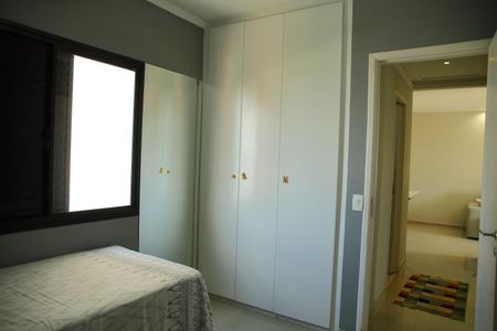 Apartamento à venda com 72m², 3 quartos e 2 vagasQuarto 2