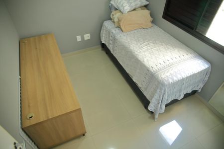 Apartamento à venda com 72m², 3 quartos e 2 vagasQuarto 2