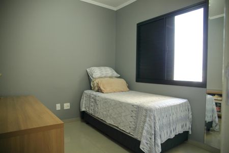 Apartamento à venda com 72m², 3 quartos e 2 vagasQuarto 2