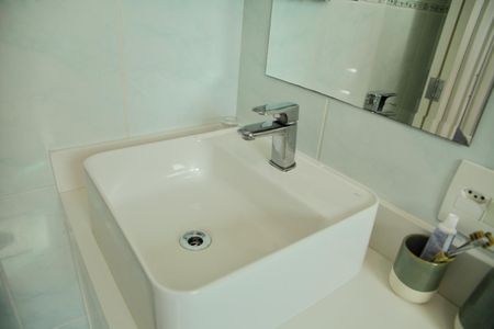 Apartamento à venda com 72m², 3 quartos e 2 vagasBanheiro da Suíte