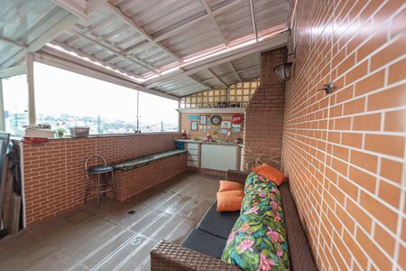 Apartamento à venda com 121m², 2 quartos e 1 vaga Apartamento à venda com 121m², 2 quartos e 1 vagaChurrasqueira e Área de Serviço