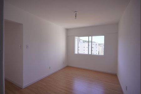 Apartamento para alugar com 3 quartos, 58m² em Centro, Florianópolis