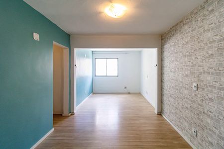 Sala de apartamento para alugar com 3 quartos, 58m² em Jardim Peri Peri, São Paulo