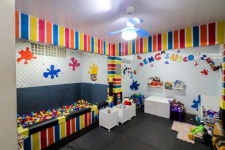 Apartamento para alugar com 58m², 3 quartos e 1 vaga Apartamento para alugar com 58m², 3 quartos e 1 vagaÁrea comum - Brinquedoteca