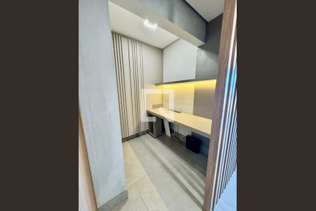 Apartamento à venda com 2 quartos, 104m² em Jardim Trevo, Jundiaí