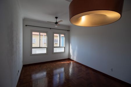 Sala de casa de condomínio à venda com 2 quartos, 120m² em Vila Antônio, São Paulo