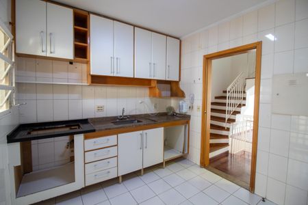 Casa de condomínio à venda com 120m², 2 quartos e 2 vagas Casa de condomínio à venda com 120m², 2 quartos e 2 vagasCozinha