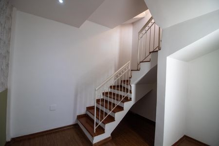 Casa de condomínio à venda com 120m², 2 quartos e 2 vagas Casa de condomínio à venda com 120m², 2 quartos e 2 vagasSala