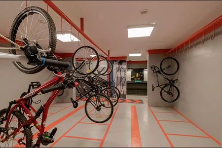 Studio para alugar com 25m², 1 quarto e sem vaga Studio para alugar com 25m², 1 quarto e sem vagaÁrea comum - Bicicletário