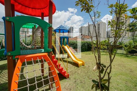 Apartamento à venda com 66m², 2 quartos e 1 vagaÁrea comum