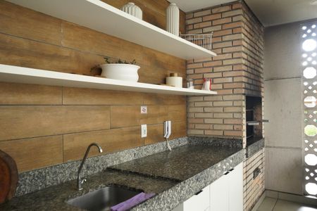 Apartamento à venda com 33m², 2 quartos e sem vagaÁrea comum - Churrasqueira