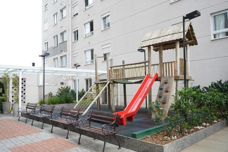 Apartamento à venda com 33m², 2 quartos e sem vagaÁrea comum - Playground