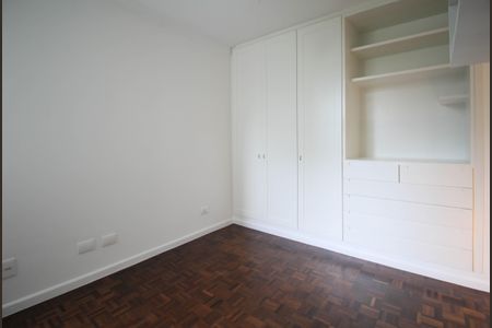 Apartamento à venda com 140m², 3 quartos e 3 vagas Apartamento à venda com 140m², 3 quartos e 3 vagasQuarto 3