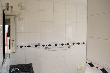 Apartamento para alugar com 131m², 2 quartos e 2 vagas Apartamento para alugar com 131m², 2 quartos e 2 vagasBanheiro Suíte