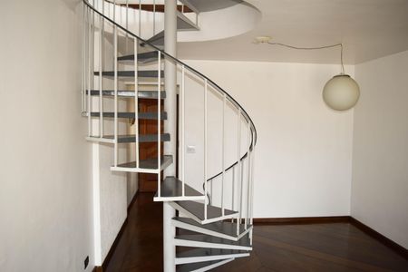 Apartamento para alugar com 131m², 2 quartos e 2 vagas Apartamento para alugar com 131m², 2 quartos e 2 vagasSala