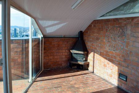 Apartamento para alugar com 131m², 2 quartos e 2 vagas Apartamento para alugar com 131m², 2 quartos e 2 vagasÁrea gourmet