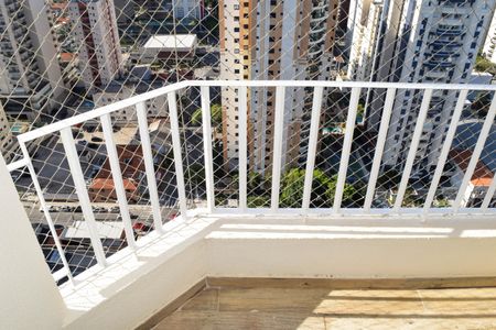Apartamento para alugar com 131m², 2 quartos e 2 vagas Apartamento para alugar com 131m², 2 quartos e 2 vagasSala Varanda