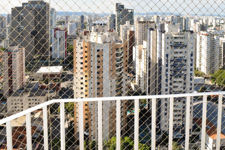 Apartamento para alugar com 131m², 2 quartos e 2 vagas Apartamento para alugar com 131m², 2 quartos e 2 vagasSala Varanda