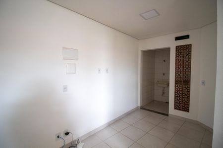 Sala/Quarto de kitnet/studio para alugar com 1 quarto, 35m² em Vila Pirajussara, São Paulo