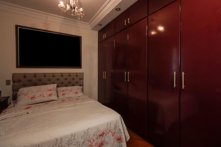 Apartamento à venda com 120m², 4 quartos e 3 vagas Apartamento à venda com 120m², 4 quartos e 3 vagasSuíte