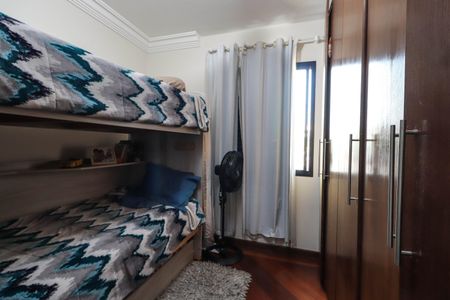 Apartamento à venda com 120m², 4 quartos e 3 vagas Apartamento à venda com 120m², 4 quartos e 3 vagasQuarto 1