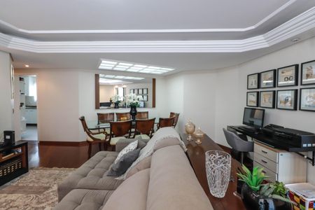 Apartamento à venda com 120m², 4 quartos e 3 vagas Apartamento à venda com 120m², 4 quartos e 3 vagasSala