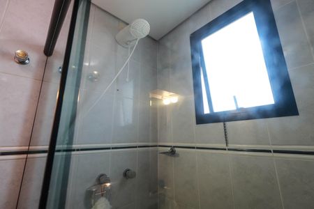 Apartamento à venda com 120m², 4 quartos e 3 vagas Apartamento à venda com 120m², 4 quartos e 3 vagasBanheiro Social