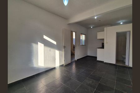 Studio para alugar com 25m², 1 quarto e sem vaga Studio para alugar com 25m², 1 quarto e sem vagaStudio