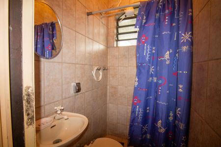 Casa para alugar com 500m², 5 quartos e 4 vagasBanheiro da Churrasqueira