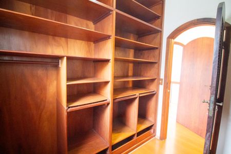 Casa para alugar com 500m², 5 quartos e 4 vagasCloset da Suíte 3