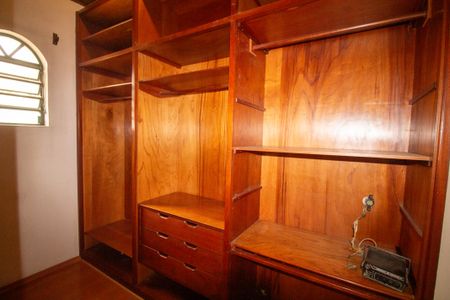 Casa para alugar com 500m², 5 quartos e 4 vagasCloset da Suíte 1