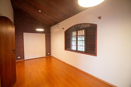 Casa para alugar com 500m², 5 quartos e 4 vagasSuíte 1