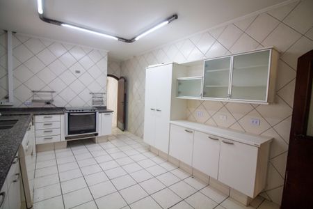 Casa para alugar com 500m², 5 quartos e 4 vagasCozinha