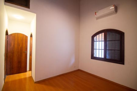 Casa para alugar com 500m², 5 quartos e 4 vagasSuíte 2