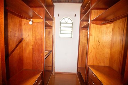 Casa para alugar com 500m², 5 quartos e 4 vagasCloset da Suíte 1