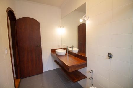 Casa para alugar com 500m², 5 quartos e 4 vagasBanheiro da Suíte 3